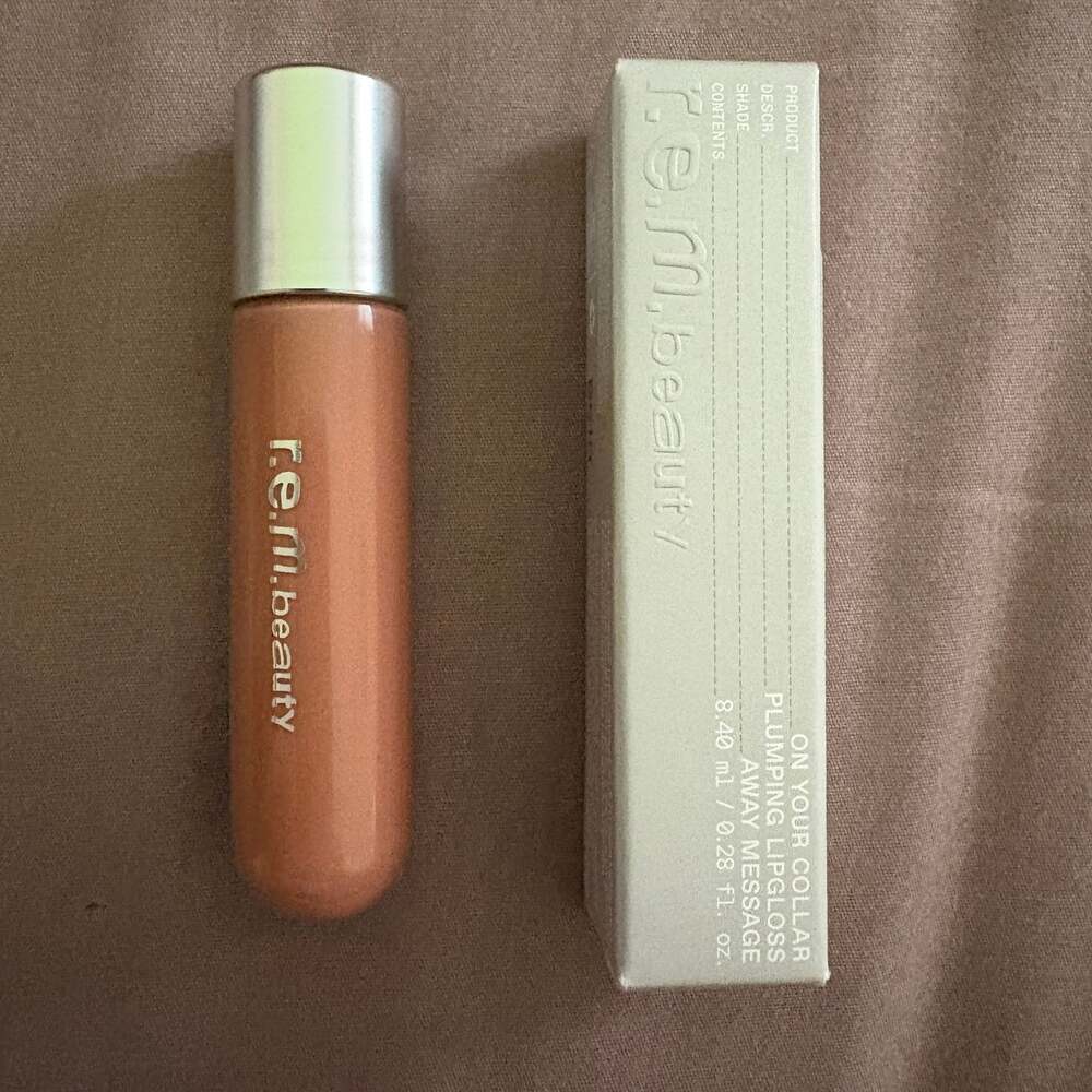 r.e.m. beauty On Your Collar Plumping Lip Gloss Away Message